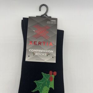 NWT Women's Xertia Christmas Compression Socks/ Sock Size 9-11 Shoe Size 5-10